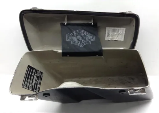 Saddlebags 1997 Harley-Davidson Electra Glide FLHT 1541 x