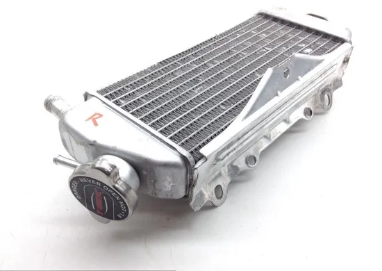 Right Side Radiator 2004 Suzuki RMZ250 1421