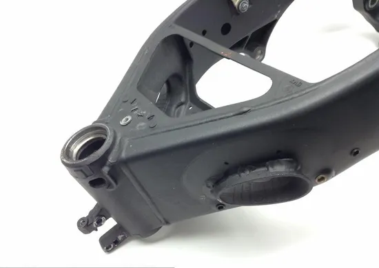 Main Frame Chassis EZ 2004 Yamaha YZF R1 1610A x