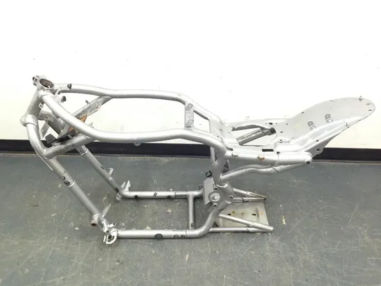 Main Frame Chassis CLN Ready To Go 2004 Harley-Davidson V-Rod VRSCB 1586
