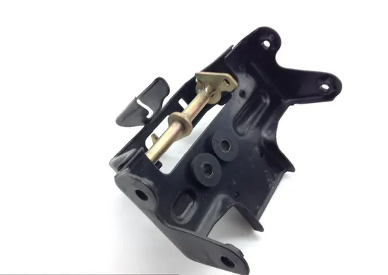 Airbox Cover Latch 2004 Yamaha Vmax 1200 VMX1200 1596A