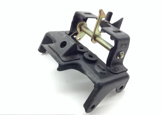 Airbox Cover Latch 2004 Yamaha Vmax 1200 VMX1200 1596A