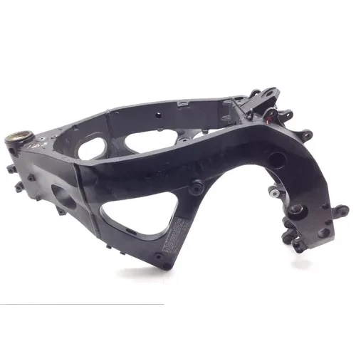 Main Frame Chassis 2006 Suzuki GSXR600 1605 x 3