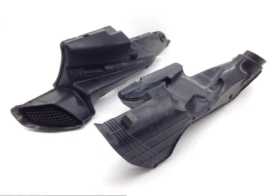 Left Right Ram Air Intake Duct Tubes 2006 Suzuki GSXR600 1605
