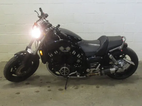 Main Frame Chassis EZ 1998 Yamaha Vmax 1200 VMX1200 1577A