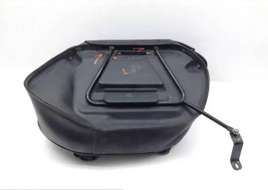 Saddlebags 03 Harley-Davidson Heritage Softail Classic  FLSTC 1598 x