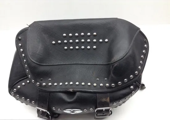 Saddlebags 03 Harley-Davidson Heritage Softail Classic  FLSTC 1598 x