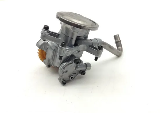 Engine Oil Pump Assembly 1998 Yamaha Vmax 1200 VMX1200 1577A