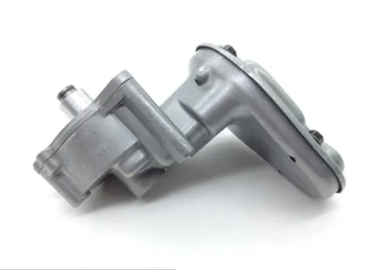 Engine Oil Pump Assembly 1999 Suzuki Intruder 1400 VS1400GLP 1112