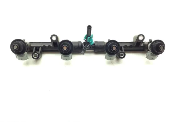 Engine Fuel Priming Rail from 2008 Honda CBR 600RR 1618A