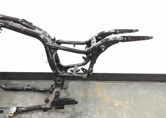 Main Frame Chassis EZ 2002 Kawasaki Vulcan 1500 VN1500P Mean Streak 1641