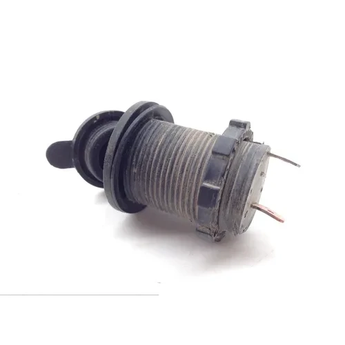 12 Volt Outlet 2014 Kawasaki Teryx4 800 KRT800D 4x4 FI 1621 5