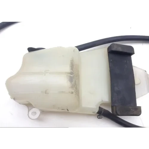 Engine Radiator Overflow Tank 02 Kawasaki Vulcan 1500 VN1500P Mean Streak 1641 5