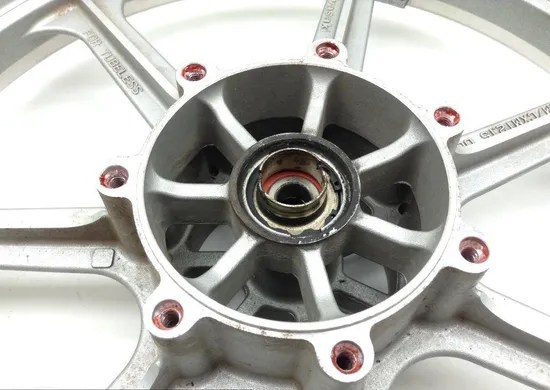 Front Wheel Rim 2006 Kawasaki Vulcan 750 VN750A 1572