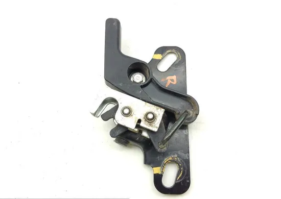 Right Rear Seat Latch from 2014 Honda 700 Pioneer