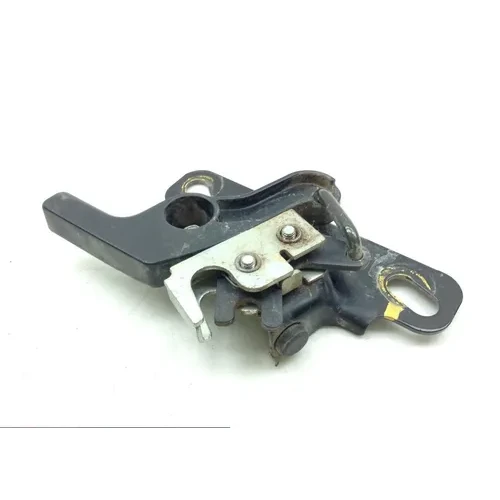 Right Rear Seat Latch from 2014 Honda 700 Pioneer 5