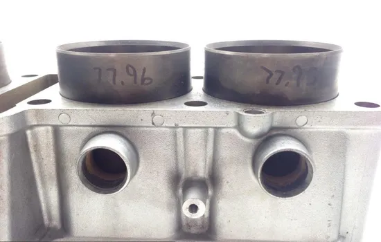 Engine Cylinder Jug 1986 Kawasaki Voyager XII ZG1200B 1424 x