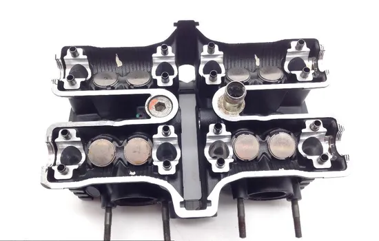 Engine Cylinder Head Complete W Cams Front 2006 Yamaha Vmax 1200 VMX1200 1644A x