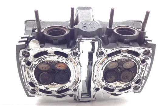 Engine Cylinder Head Complete W Cams Front 2006 Yamaha Vmax 1200 VMX1200 1644A x