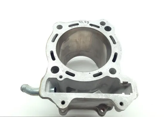 Engine Cylinder Jug 2004 Suzuki Quadsport Z400 LTZ400 2x4 1686 Parts