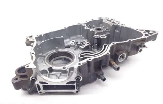 Engine Left Right Center Cases Case 2000 Yamaha Grizzly 600 YFM600F 4x4 1666A x