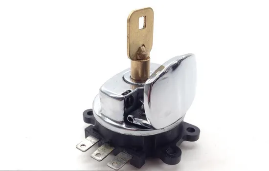 Ignition Key Switch 2002 Harley-Davidson Heritage Softail Classic FLSTC 1683