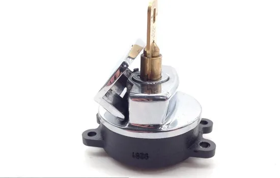 Ignition Key Switch 2002 Harley-Davidson Heritage Softail Classic FLSTC 1683