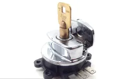 Ignition Key Switch 2002 Harley-Davidson Heritage Softail Classic FLSTC 1683