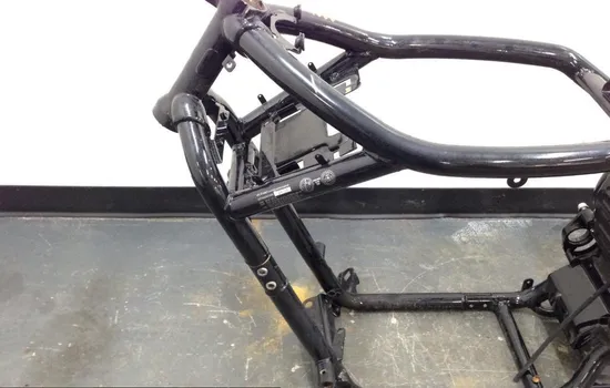 Main Frame Chassis CLN Ready To Go 2004 Harley-Davidson V-Rod VRSCB 1668 x