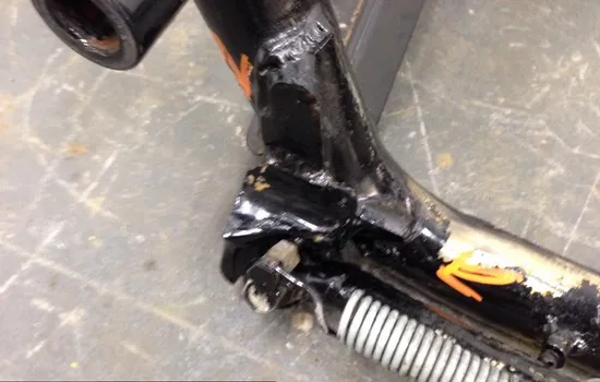 Main Frame Chassis CLN Ready To Go 2004 Harley-Davidson V-Rod VRSCB 1668 x