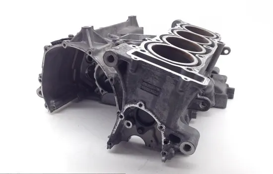 Engine Left Right Center Cases 2005 Yamaha FJR1300A ABS 1672A