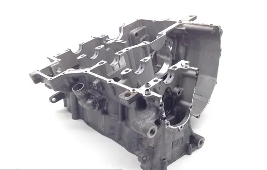 Engine Left Right Center Cases 2005 Yamaha FJR1300A ABS 1672A