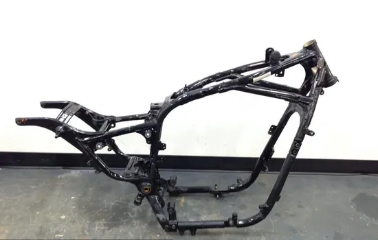 Main Frame Chassis EZ 1996 Kawasaki Vulcan 1500L VN1500C 1681