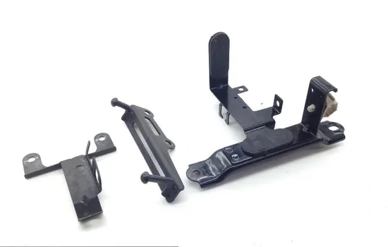 Misc Bracket Set 2006 Kawasaki Vulcan 1600 VN1600B Mean Streak 1682