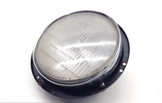 Headlight Front Headlamp 1997 Harley-Davidson Softail Custom FXSTC 1676 x