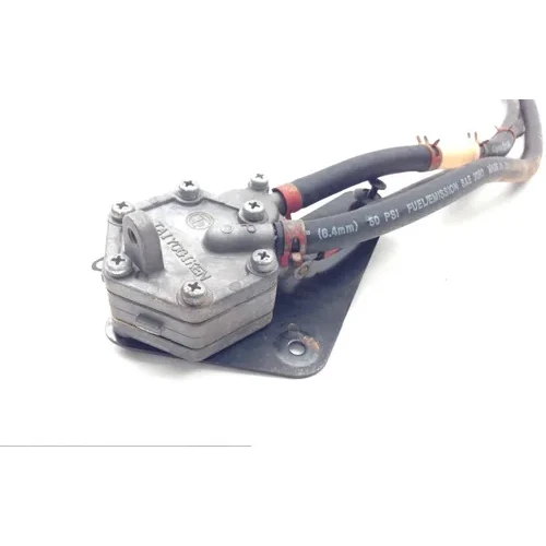 Gas Fuel Tank Pump 2000 Polaris Magnum 500 4X4 1717 7