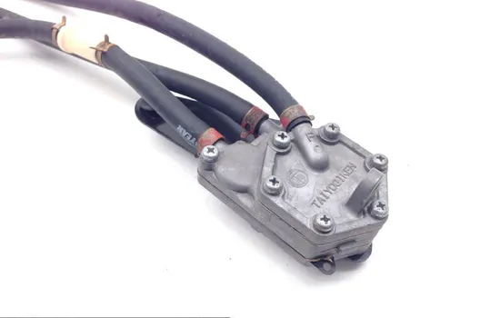 Gas Fuel Tank Pump 2000 Polaris Magnum 500 4X4 1717