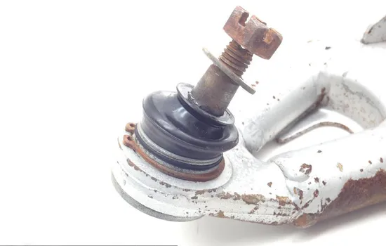 Right Lower A-Arm 2001 Yamaha Raptor 660R YFM660R 1740A