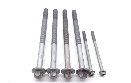 Commander 800 Engine Cylinder Head Complete W Cams FRONT From Can Am 2011