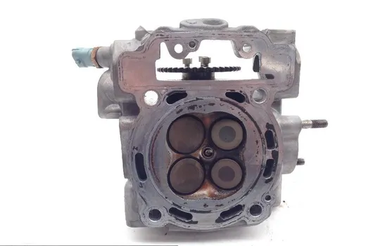 Commander 800 Engine Cylinder Head Complete W Cams REAR From Can Am 2011