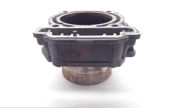 Commander 800 Engine Cylinder Jug Front From Can Am 2011 x