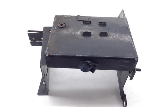 Battery Tray 1999 Harley-Davidson Road King FLHR 1735 x