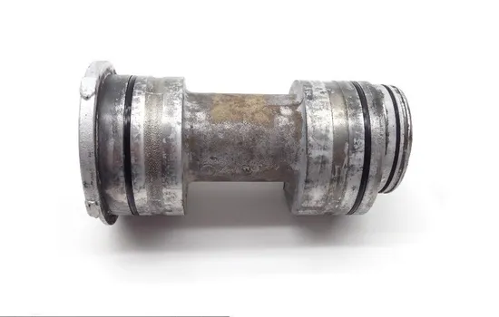 Rear Wheel Axle Bearing Carrier 2006 Yamaha YFZ450 1772A PARTS