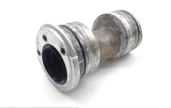 Rear Wheel Axle Bearing Carrier 2006 Yamaha YFZ450 1772A PARTS