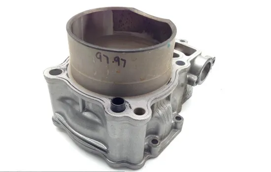 Engine Cylinder Jug W Piston Front 2003 Suzuki Vstrom 1000 DL1000 1761