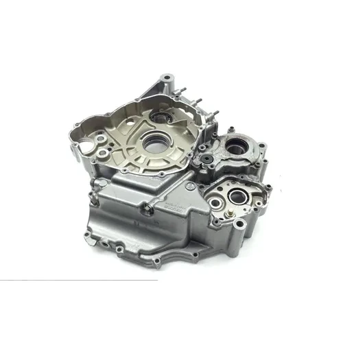 Engine Left Right Center Cases 2003 Suzuki Vstrom 1000 DL1000 1761 11