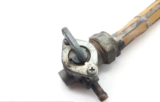 Gas Fuel Tank Petcock 1994 Harley-Davidson Dyna Low Rider FXDL 1779