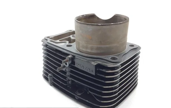 Engine Cylinder Jug W Piston Rear 1998 Suzuki Intruder 1500 VL1500 1760