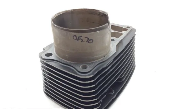 Engine Cylinder Jug W Piston Rear 1998 Suzuki Intruder 1500 VL1500 1760