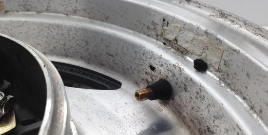 Rear Wheel Rim 1998 Suzuki Intruder 1500 VL1500 1760 x